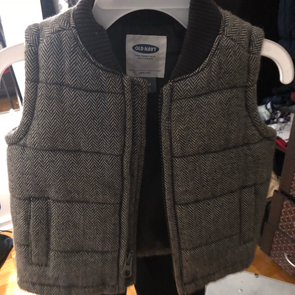 Old navy vest set